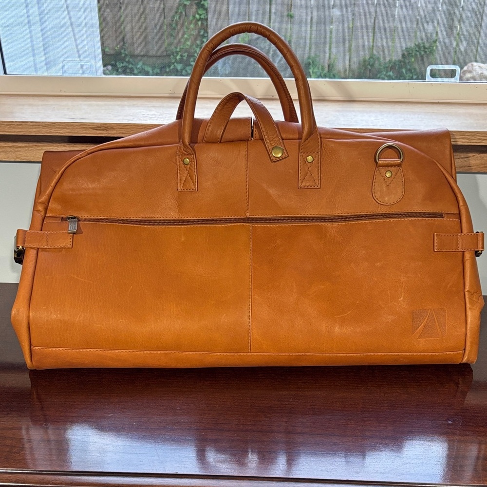 New! Elegant Garment Bag -  Brown Leather Men's Travel Bag